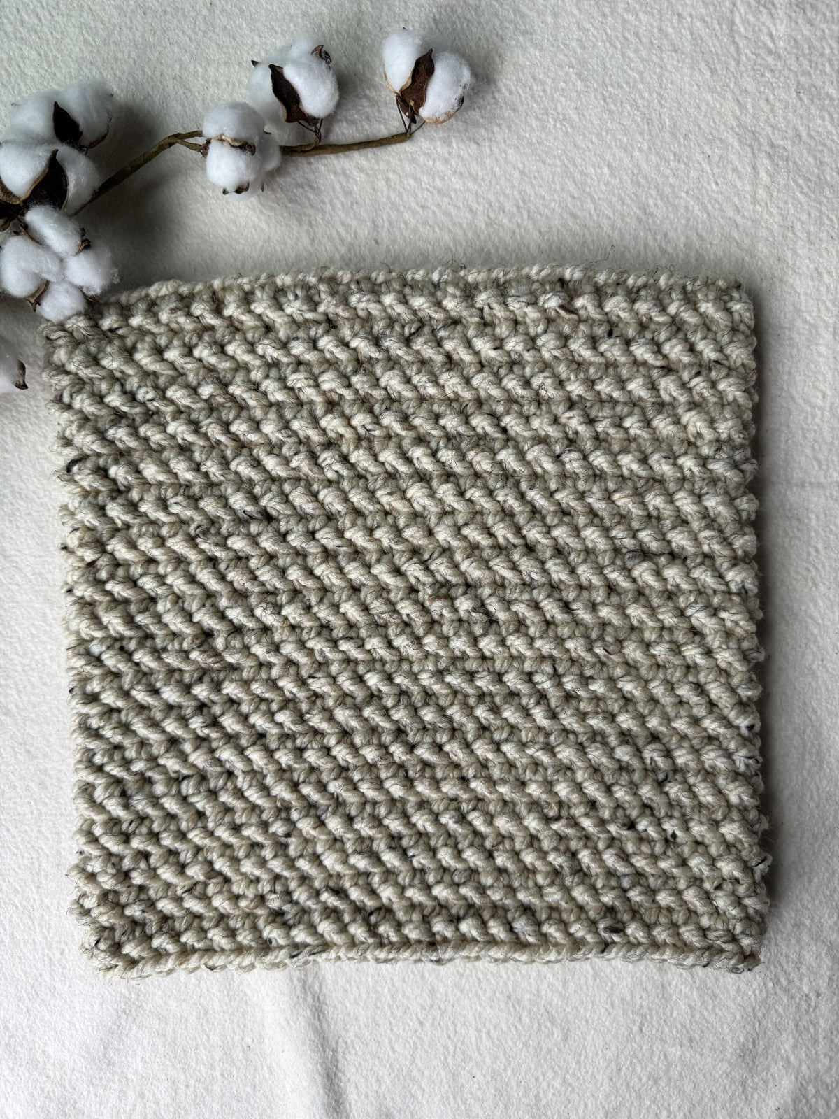 Oatmeal Crochet Cowl. Soft Wool Blend Neck Warmer.