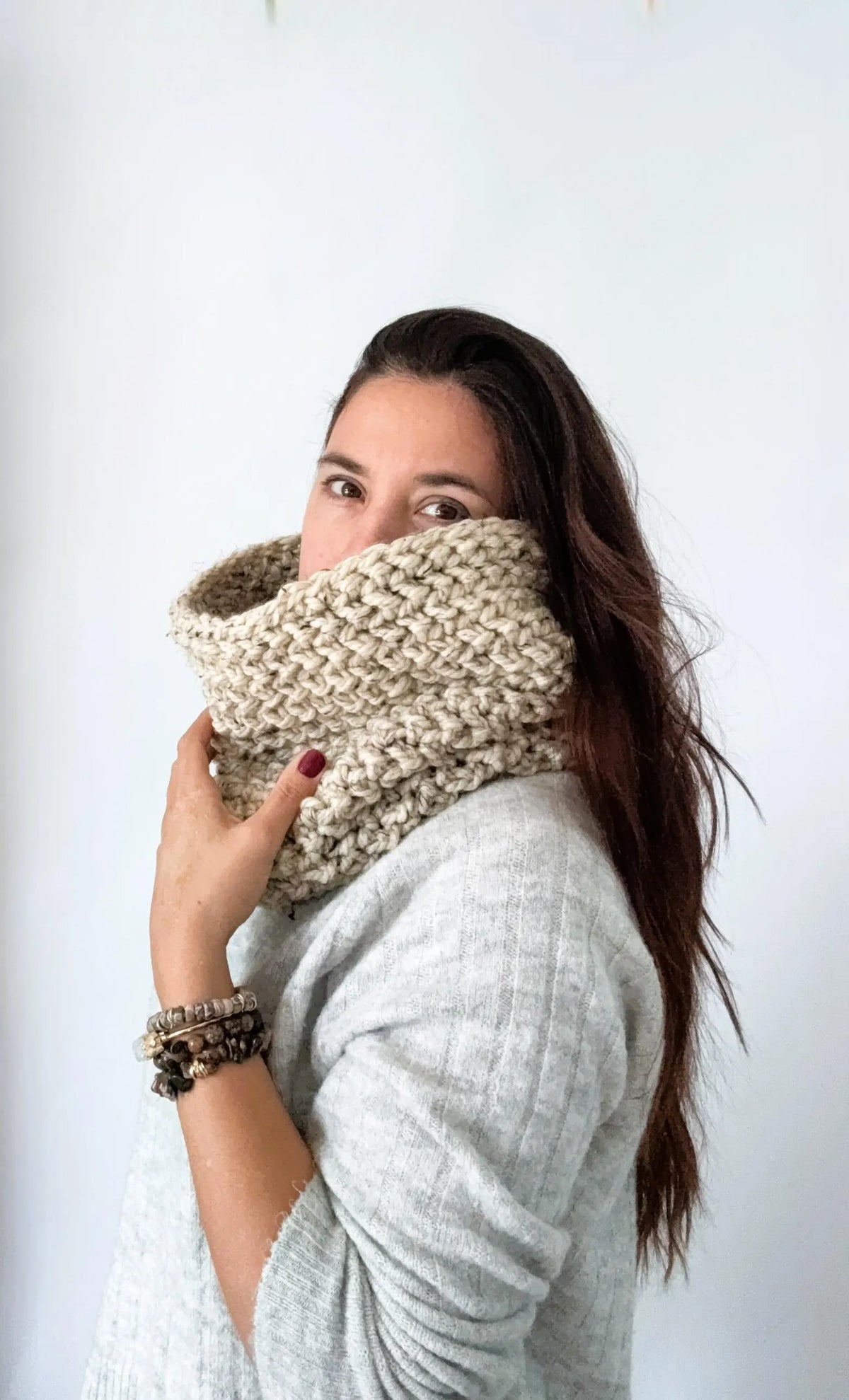 Oatmeal Crochet Cowl. Soft Wool Blend Neck Warmer.
